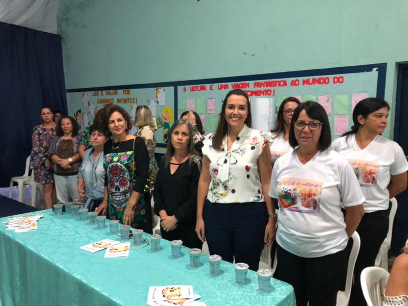 Escola Lúcio dos Santos realiza XXIX Noite de Autógrafos.